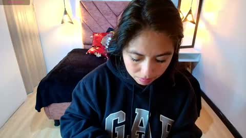 AMANDA FOX online show from April 15, 2026, 8:20 pm