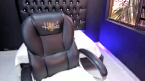 amanda_noir online show from January 9, 2026, 7:04 pm