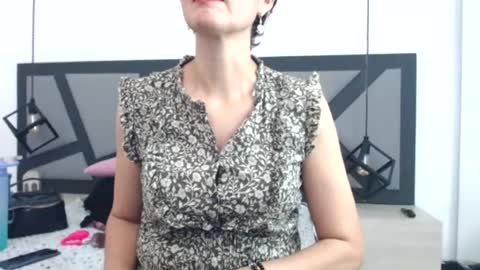 Snapshot of amanda_ramirez chatting on July 17, 2026, 11:31 pm amanda_ramirez online show from July 17, 2026, 11:31 pm