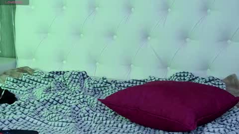 Snapshot of amandafarrell chatting on February 24, 2025, 12:16 pm Amanda Farrell online show from February 24, 2025, 12:16 pm