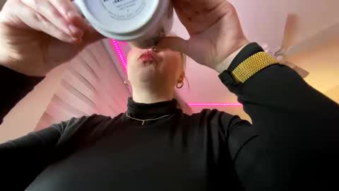 Snapshot of amandainbloom chatting on February 20, 2026, 10:49 am Amanda online show from February 20, 2026, 10:49 am