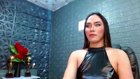 amandaleon online show from January 22, 2025, 6:52 am