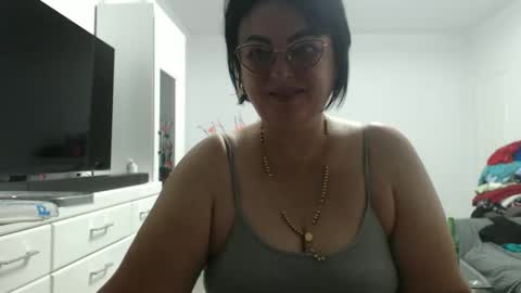 Snapshot of amandamuller1982 chatting on September 11, 2025, 9:37 pm Anda online show from September 11, 2025, 9:37 pm