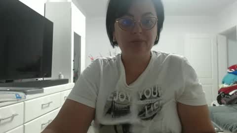 Snapshot of amandamuller1982 chatting on September 20, 2025, 12:33 am Anda online show from September 20, 2025, 12:33 am