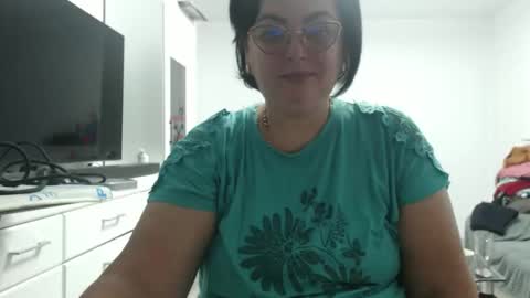 Snapshot of amandamuller1982 chatting on October 10, 2025, 11:15 pm Anda online show from October 10, 2025, 11:15 pm