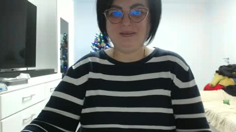 Snapshot of amandamuller1982 chatting on December 14, 2025, 11:31 pm Anda online show from December 14, 2025, 11:31 pm