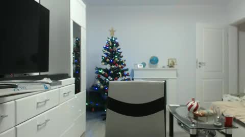 Snapshot of amandamuller1982 chatting on January 7, 2026, 4:59 am Anda online show from January 7, 2026, 4:59 am