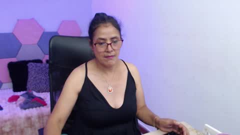 amandapeet online show from November 10, 2025, 8:08 pm