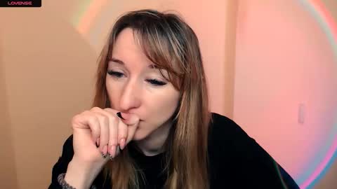 Amanda online show from November 13, 2025, 8:24 am