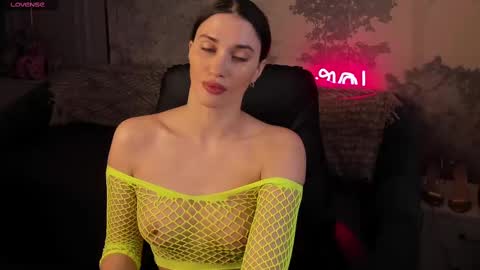 Snapshot of amandastrongj chatting on February 12, 2025, 1:09 am Amanda online show from February 12, 2025, 1:09 am