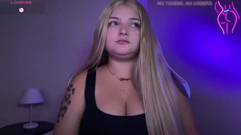 Amandha online show from March 7, 2025, 9:48 pm