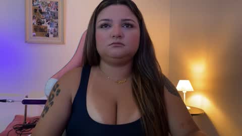 Snapshot of amandhaaa chatting on January 19, 2026, 4:11 pm Amandha online show from January 19, 2026, 4:11 pm