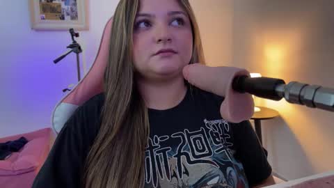 Snapshot of amandhaaa chatting on March 4, 2026, 5:19 pm Amandha online show from March 4, 2026, 5:19 pm