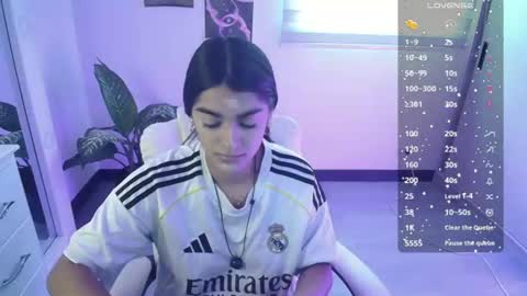 Snapshot of amara_silk chatting on June 23, 2026, 4:27 pm amara_silk online show from June 23, 2026, 4:27 pm