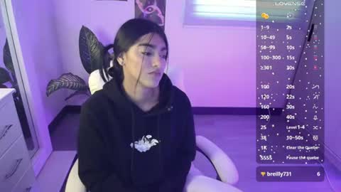 Snapshot of amara_silk chatting on July 8, 2026, 10:47 pm amara_silk online show from July 8, 2026, 10:47 pm