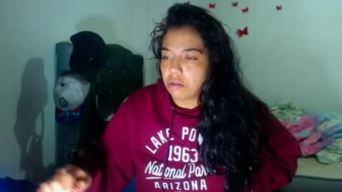 Amara Julia online show from December 1, 2025, 6:13 pm