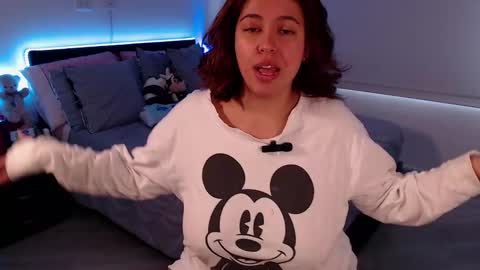 Snapshot of amarat_jolie chatting on January 23, 2025, 4:15 pm Mila online show from January 23, 2025, 4:15 pm