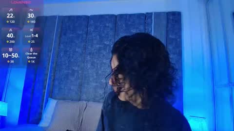 Emily online show from December 15, 2025, 11:14 am