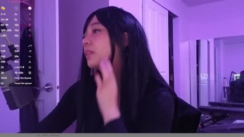 leash online show from February 3, 2026, 8:25 pm