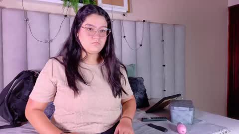 AMATISTA online show from April 23, 2026, 11:31 am