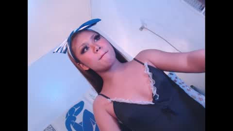 AMAYA and AVERY online show from January 22, 2025, 12:27 pm