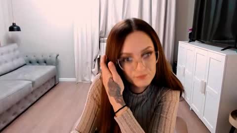 Snapshot of amazingeyes89 chatting on January 14, 2025, 1:49 pm Izza online show from January 14, 2025, 1:49 pm