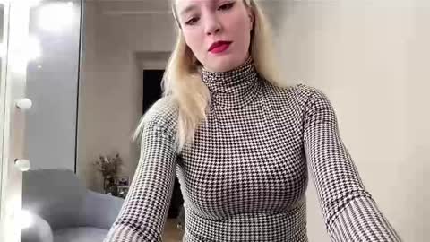 Snapshot of amazingkelly chatting on January 12, 2025, 9:40 am Kelly online show from January 12, 2025, 9:40 am