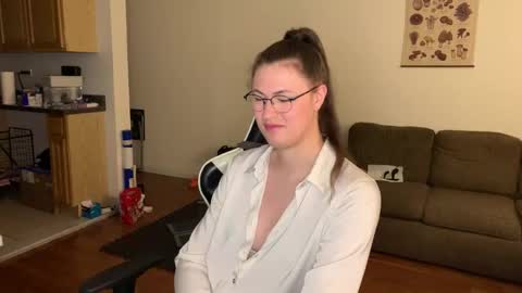 amazon_astrid online show from March 25, 2026, 6:14 pm