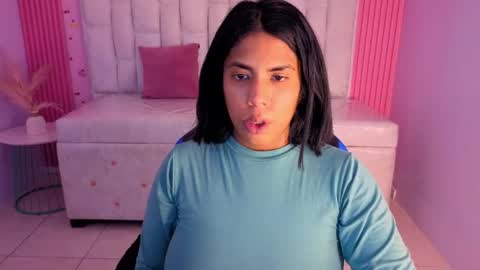 Snapshot of ambar_fox_s chatting on April 10, 2026, 8:35 pm Ambar online show from April 10, 2026, 8:35 pm