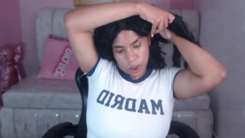 Snapshot of ambar_fox_s chatting on April 16, 2026, 3:07 am Ambar online show from April 16, 2026, 3:07 am