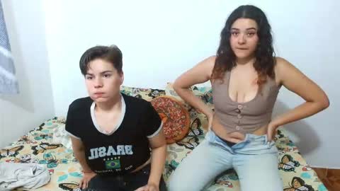 Snapshot of ambarandvalery chatting on February 16, 2026, 8:05 pm AmbarAndValery online show from February 16, 2026, 8:05 pm