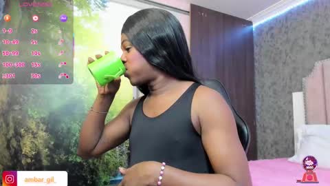 ambargil__ online show from September 18, 2025, 10:01 pm