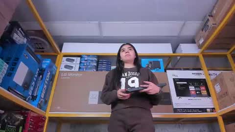 Ambarina  online show from July 7, 2026, 11:36 am