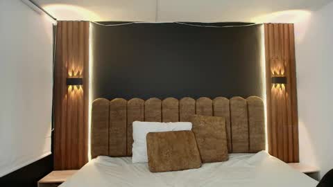 AMBAR LEE online show from March 20, 2026, 11:59 am