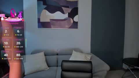 ambarowens online show from December 22, 2025, 12:40 am