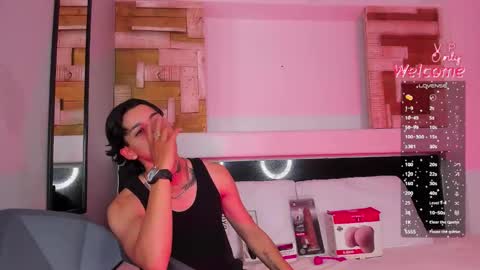 Amber  online show from March 28, 2026, 1:43 pm