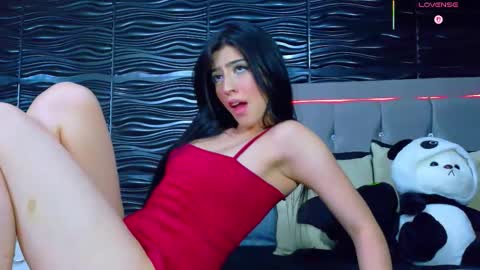 amber_bull online show from October 24, 2025, 2:24 pm