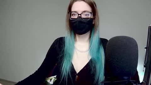 Amber non-nude model online show from February 7, 2025, 3:23 am