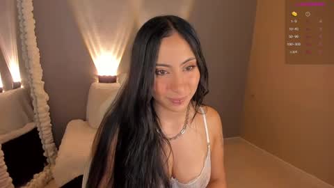 Snapshot of amber_curly chatting on December 10, 2024, 8:16 pm amber_curly online show from December 10, 2024, 8:16 pm