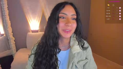 Snapshot of amber_curly chatting on February 1, 2025, 5:05 pm amber_curly online show from February 1, 2025, 5:05 pm