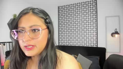 Amber online show from April 28, 2026, 2:49 am