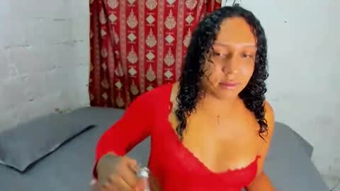 Snapshot of amber_lee20 chatting on April 2, 2026, 9:56 pm LUISA online show from April 2, 2026, 9:56 pm