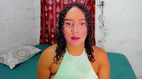 Snapshot of amber_lee20 chatting on May 1, 2026, 12:04 am LUISA online show from May 1, 2026, 12:04 am