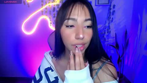 Snapshot of amber_morgan1 chatting on February 25, 2025, 10:37 am Amber online show from February 25, 2025, 10:37 am