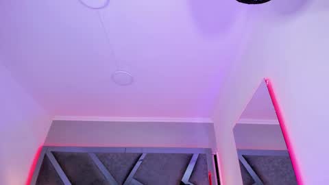 Amber  online show from February 10, 2025, 11:46 am