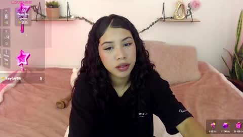 Snapshot of amberjeong chatting on December 14, 2024, 12:11 am Amber Jeong online show from December 14, 2024, 12:11 am