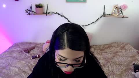 Snapshot of amberjeong chatting on December 30, 2024, 1:26 am Amber Jeong online show from December 30, 2024, 1:26 am