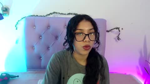 Snapshot of amberjeong chatting on January 17, 2025, 11:29 pm Amber Jeong online show from January 17, 2025, 11:29 pm