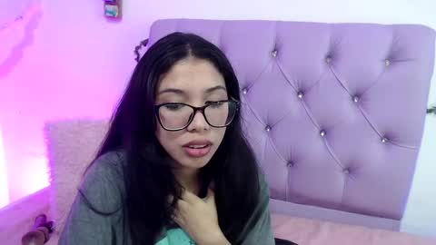 Snapshot of amberjeong chatting on January 26, 2025, 1:31 am Amber Jeong online show from January 26, 2025, 1:31 am