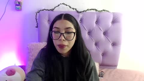 Snapshot of amberjeong chatting on January 29, 2025, 1:37 am Amber Jeong online show from January 29, 2025, 1:37 am